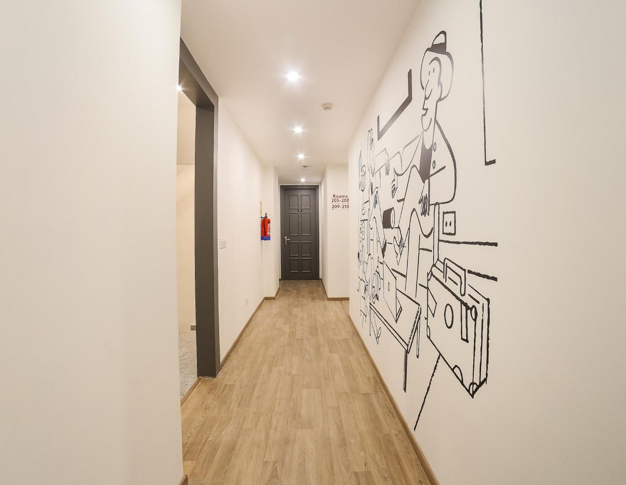Super Townhouse Near Appu Ghar Hotel Гургаон Екстериор снимка